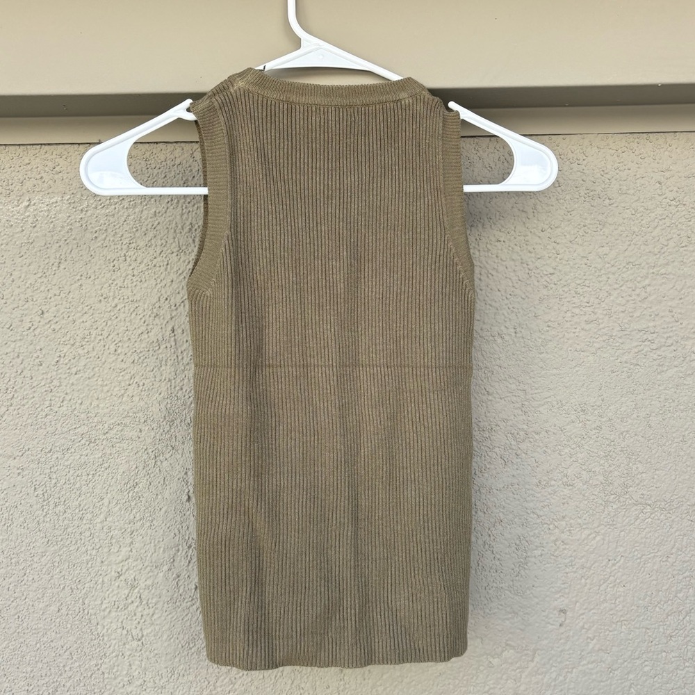 2Bella Ribbed Knit Tank Top - Picture 2 of 2